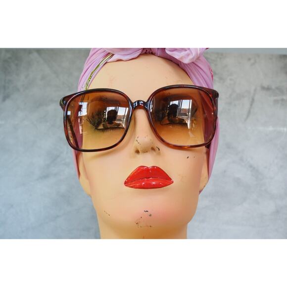 Vintage 1980s Sunglass Italy NOS Butterfly Retro Festival Mob Wife Eyewear main image 14